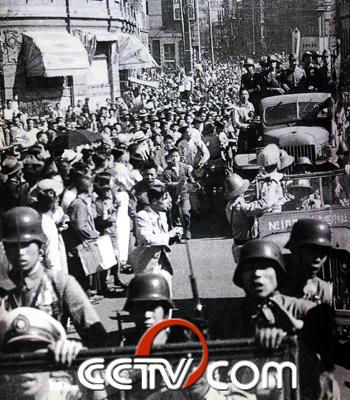 1947年6月17日，在上海军事法庭被判死刑的侵华日军江阴宪兵队军曹下田次郎和常熟宪兵队队长米村春喜，在游街示众后被押赴刑场。